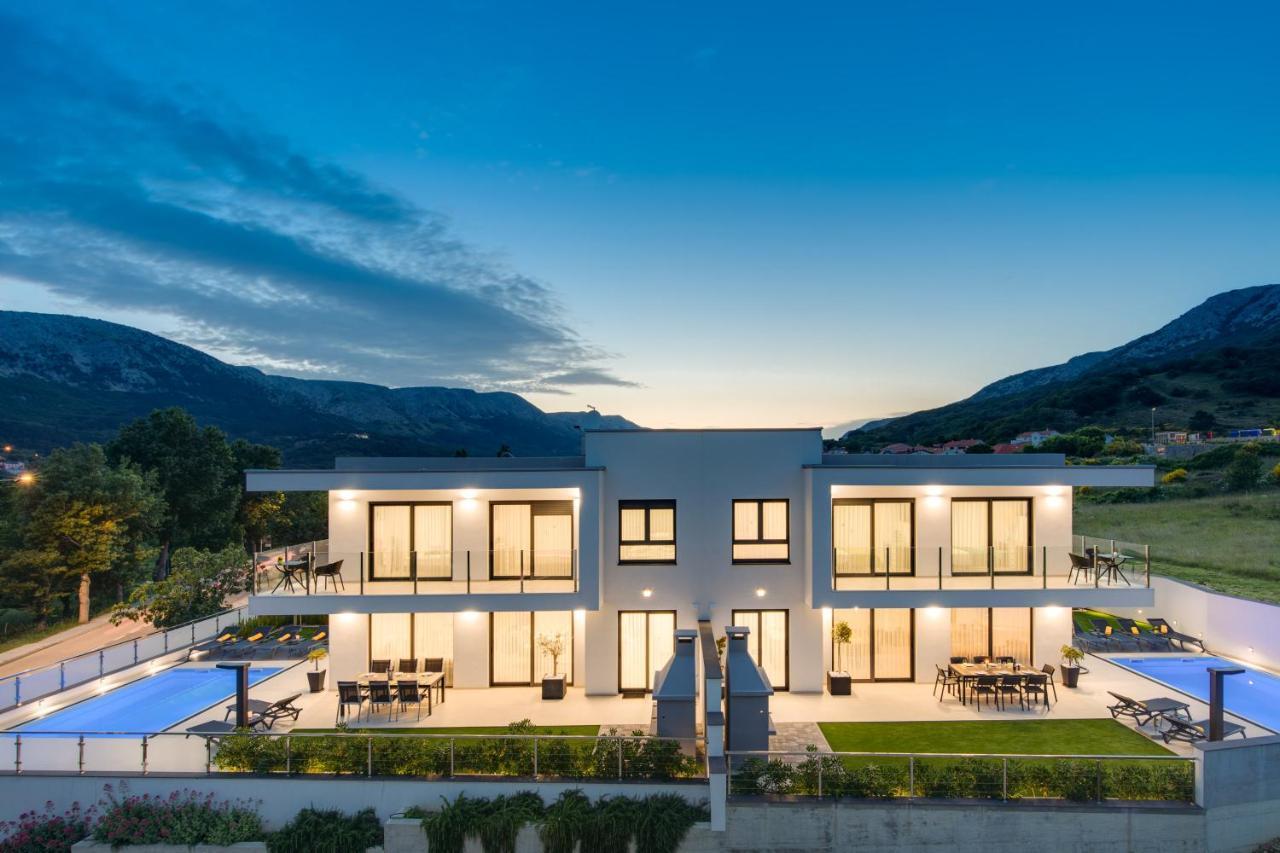 Villa Supernus With Heated Pool Baska  Bagian luar foto